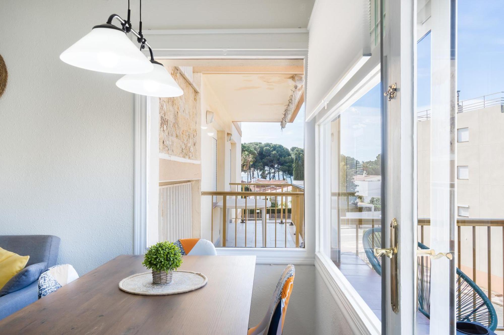 Coastal Paradise & Cozy Home With A 100M From The Beach! Cambrils Kültér fotó